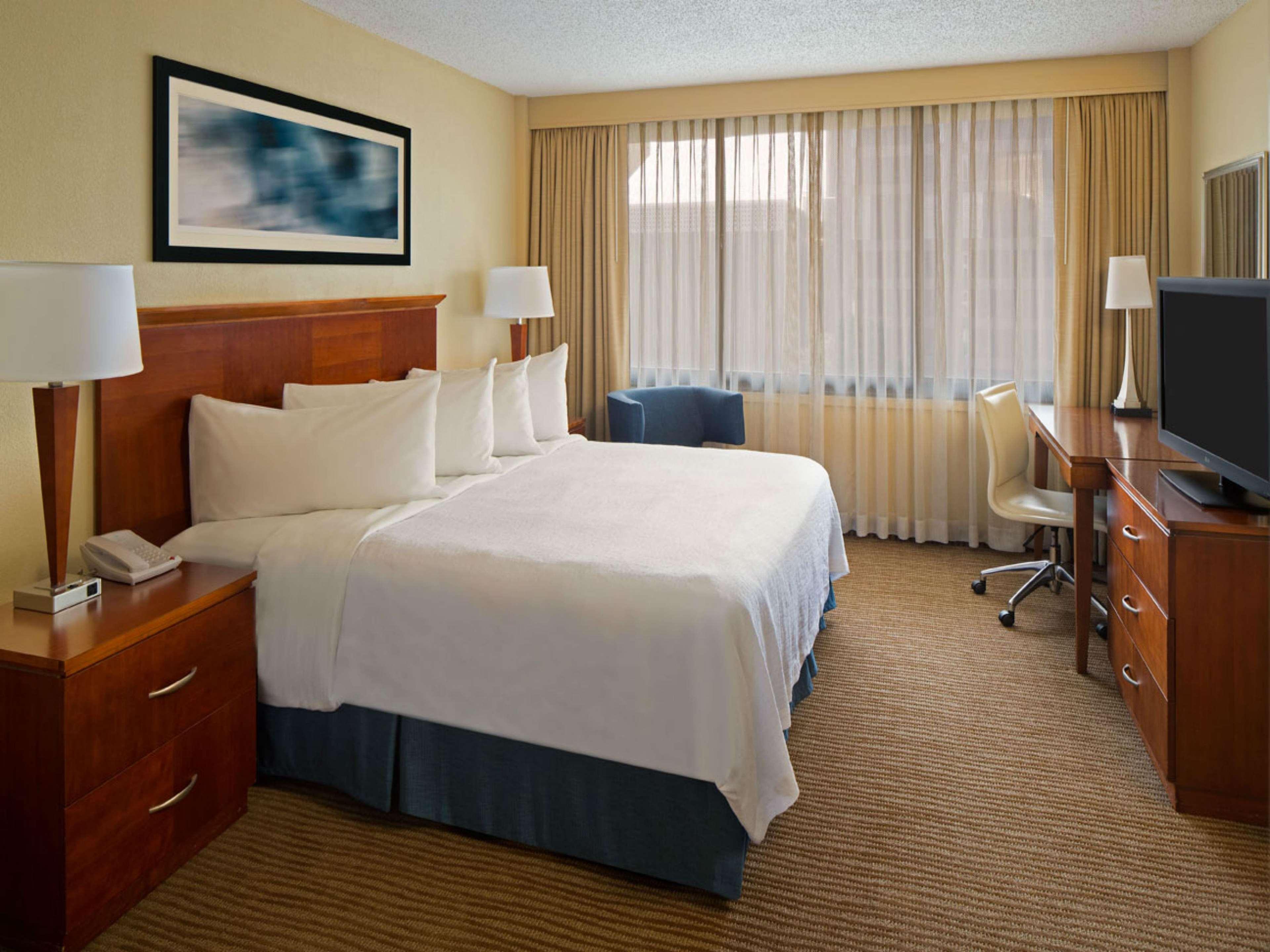 Embassy Suites Winston-Salem Dış mekan fotoğraf