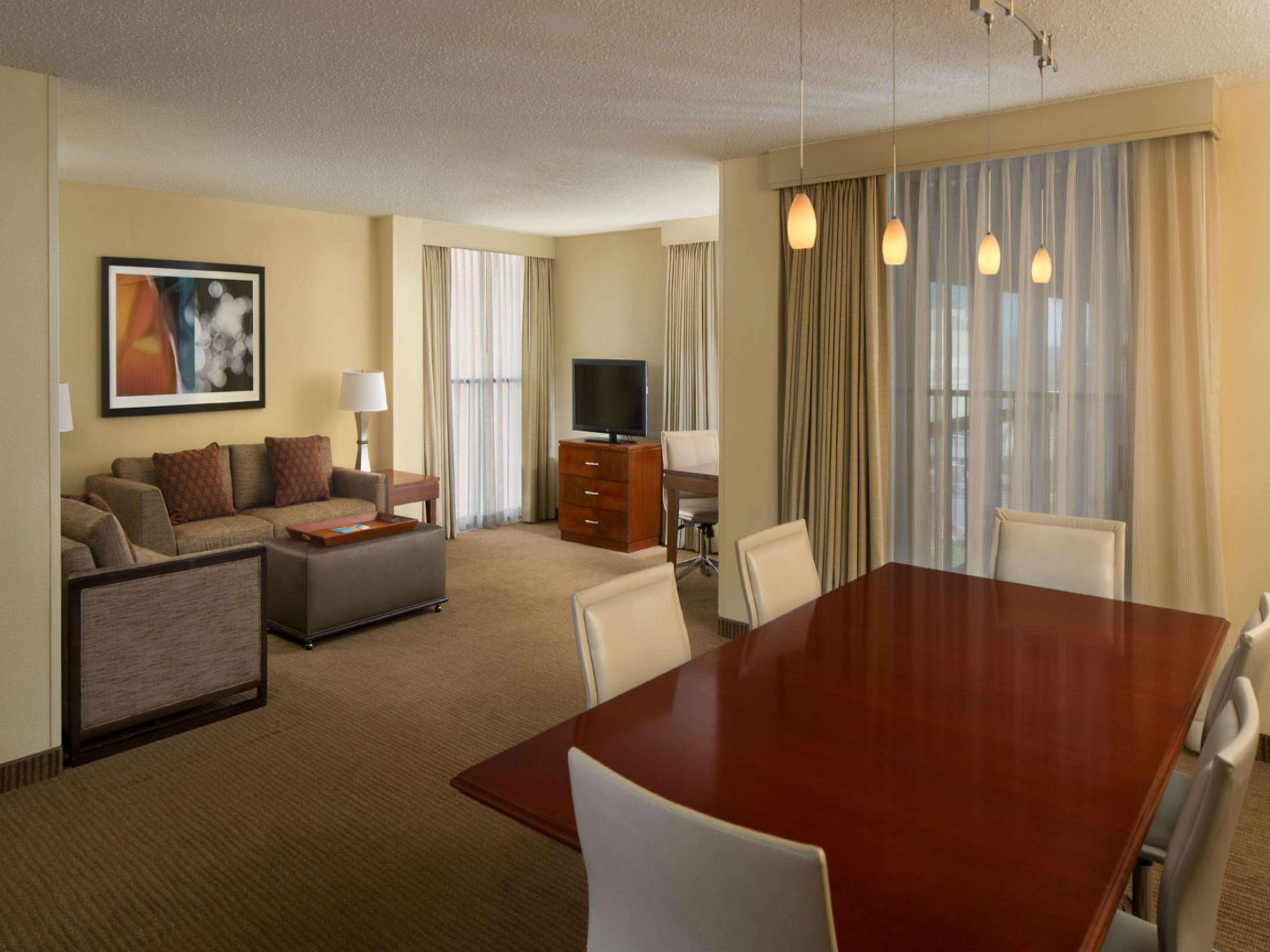 Embassy Suites Winston-Salem Dış mekan fotoğraf