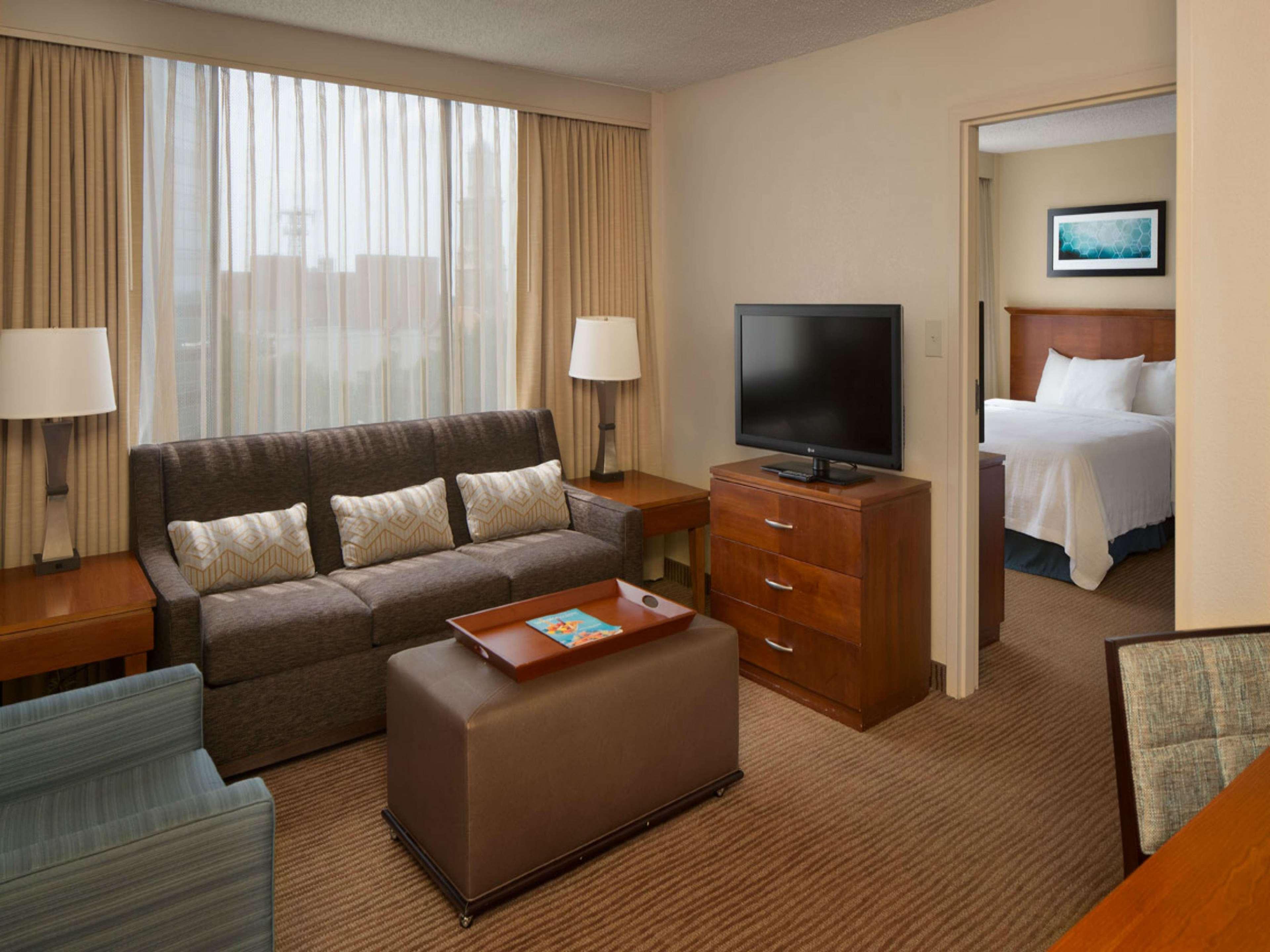 Embassy Suites Winston-Salem Dış mekan fotoğraf