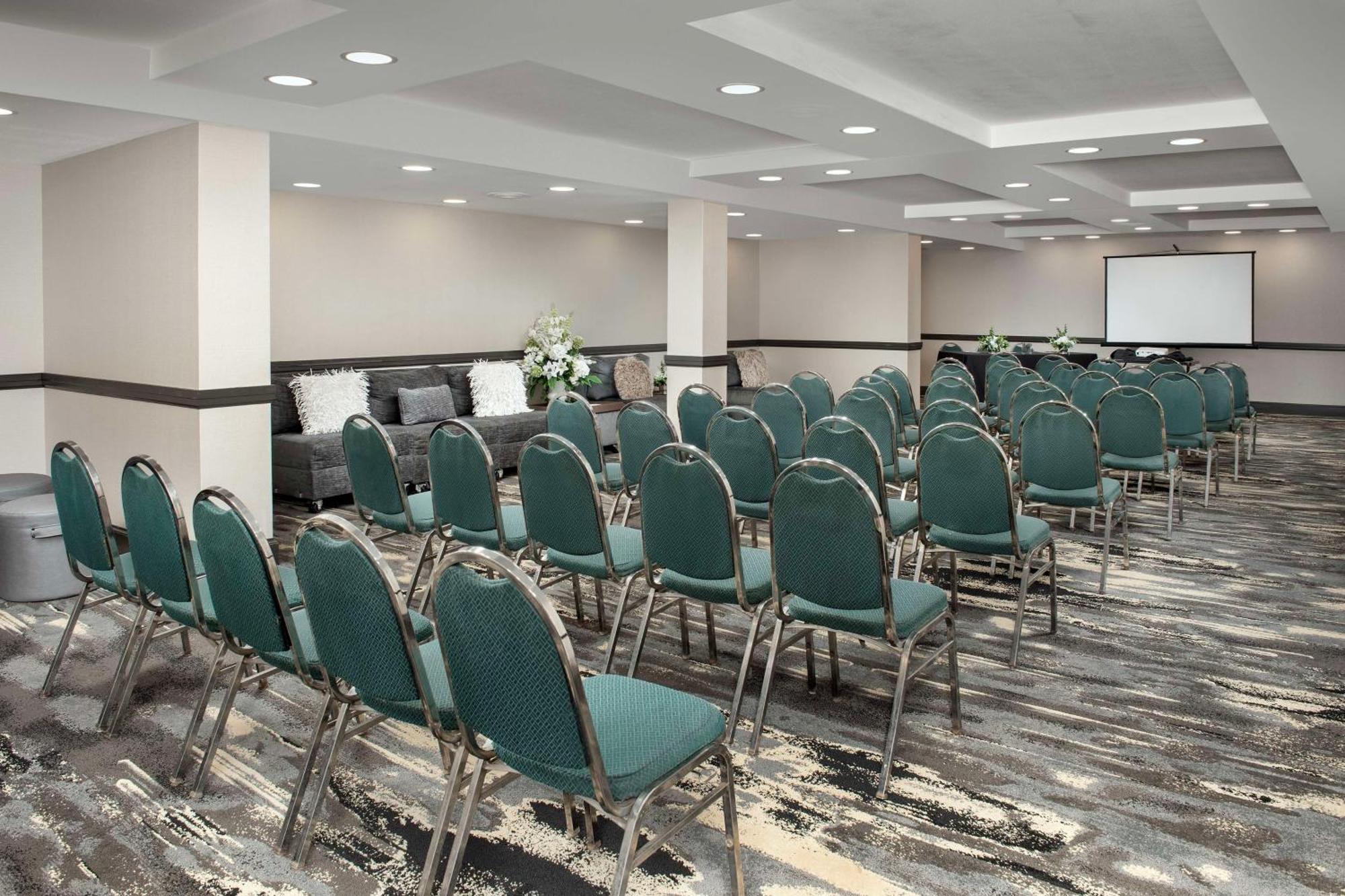 Embassy Suites Winston-Salem Dış mekan fotoğraf