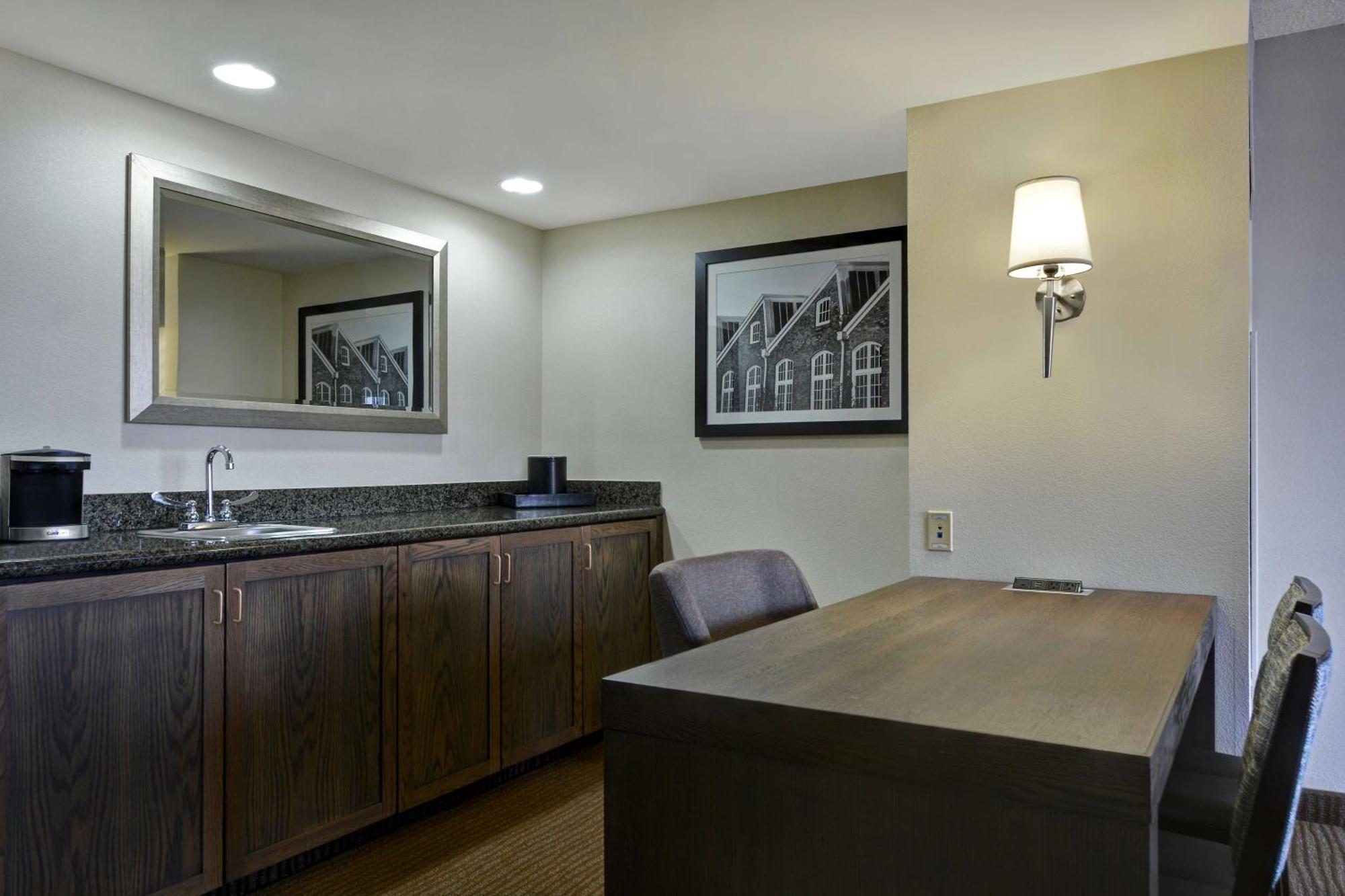 Embassy Suites Winston-Salem Dış mekan fotoğraf
