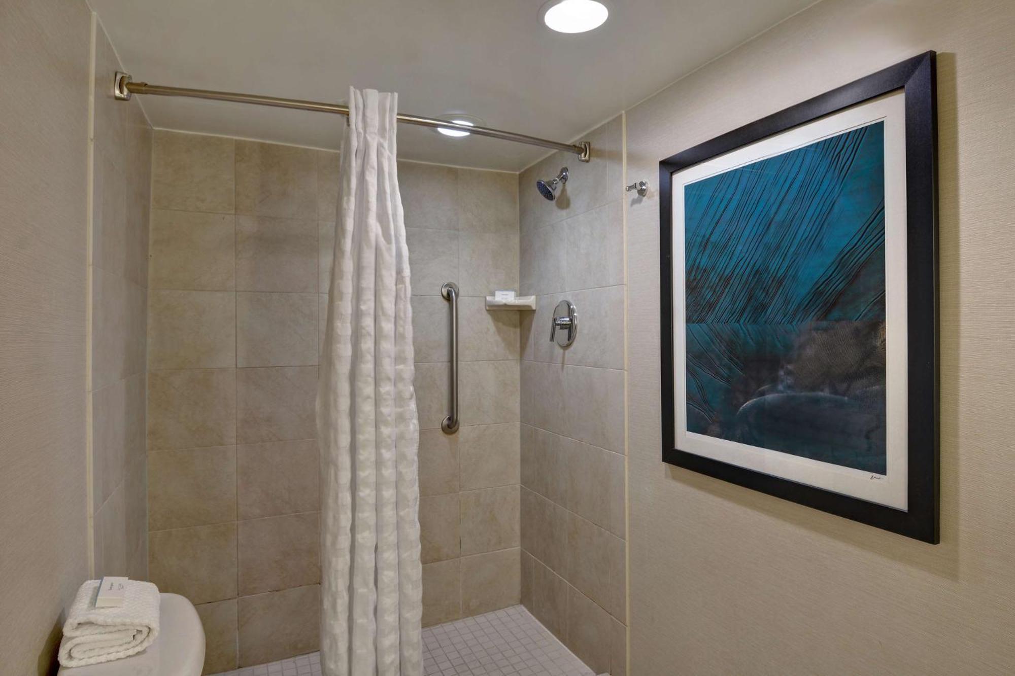 Embassy Suites Winston-Salem Dış mekan fotoğraf