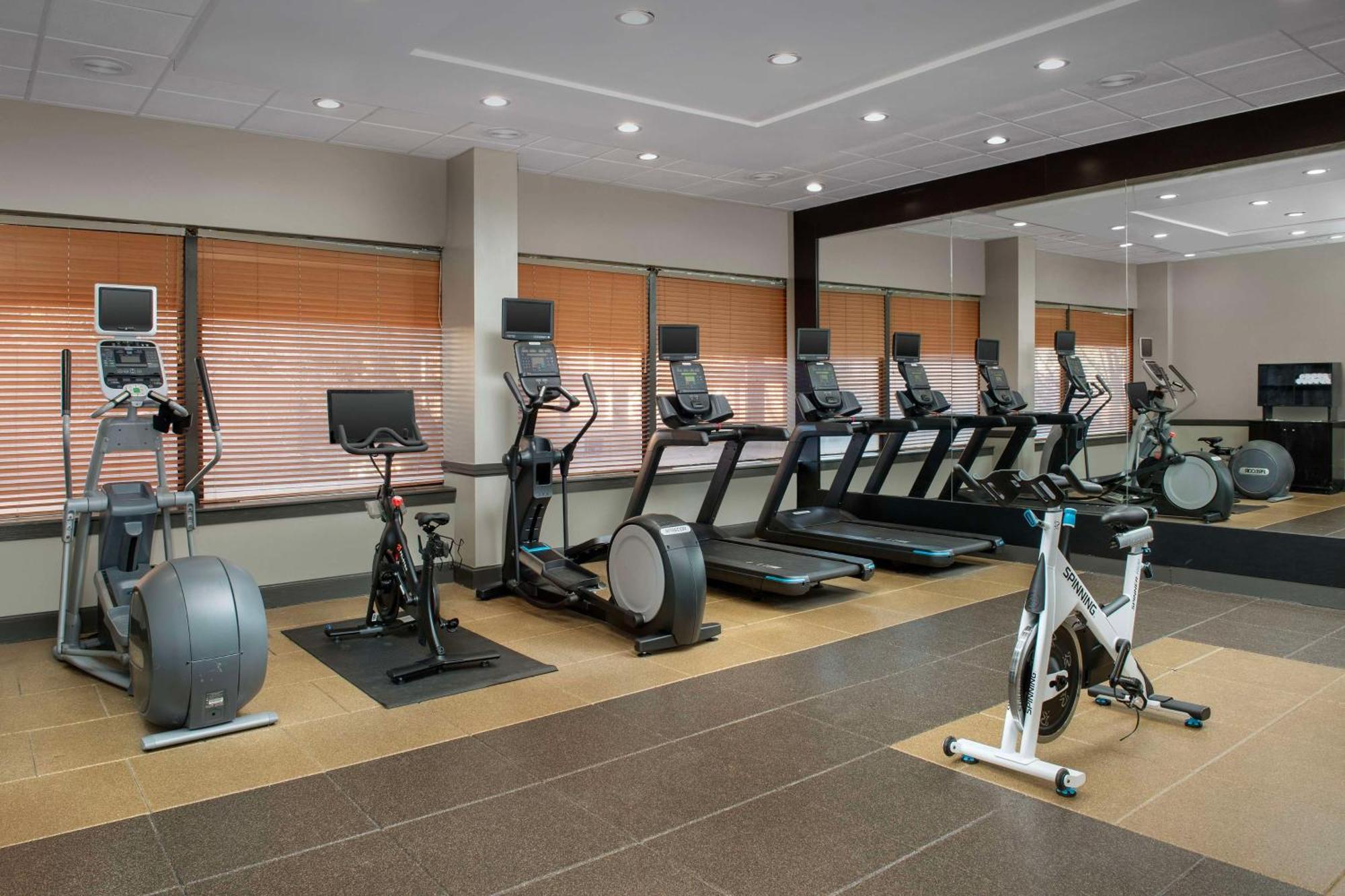 Embassy Suites Winston-Salem Dış mekan fotoğraf