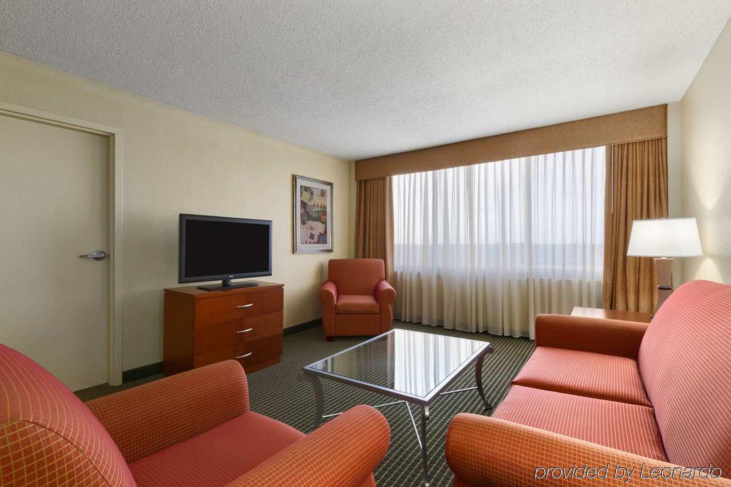 Embassy Suites Winston-Salem Dış mekan fotoğraf